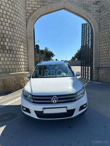 Volkswagen Tiguan-1