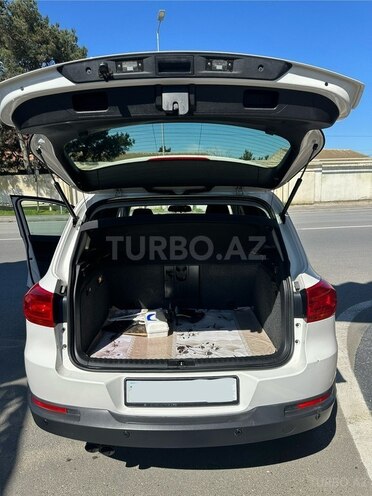 Volkswagen Tiguan-10