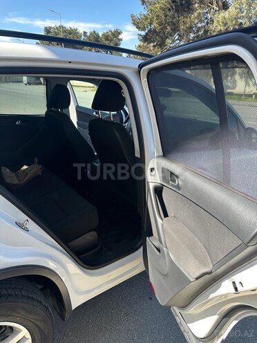 Volkswagen Tiguan-9