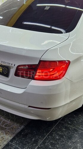 BMW 528-2