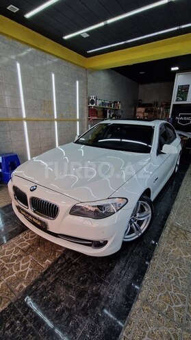 BMW 528-5
