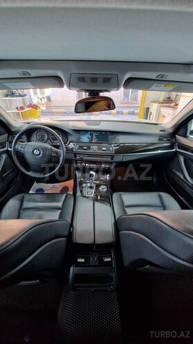 BMW 528-12
