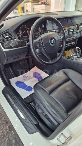 BMW 528-9