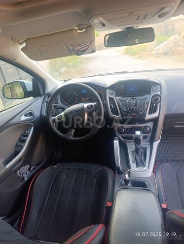 Ford Focus-5
