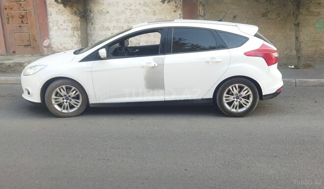 Ford Focus-2