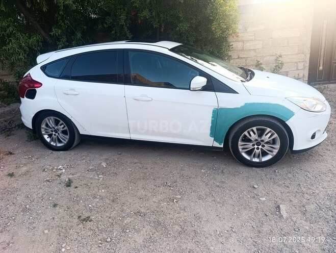 Ford Focus-8