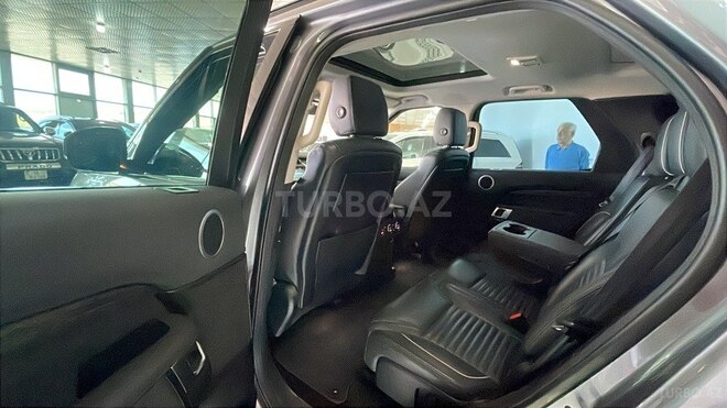 Land Rover Discovery-7