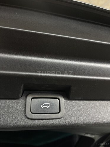 Land Rover Discovery-11