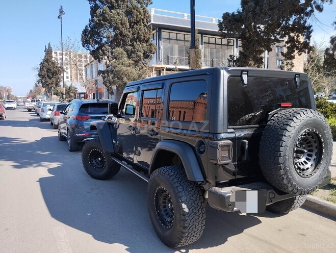 Jeep Wrangler-4