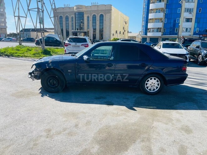 Mercedes C 200 1998, 468,445 km - 2.0 l - Bakı