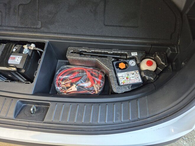 Hyundai Santa Fe-15