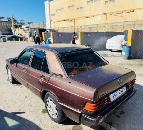 Mercedes 190-5