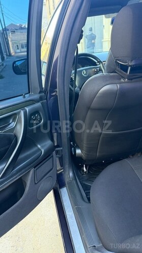 Mercedes E 320-4