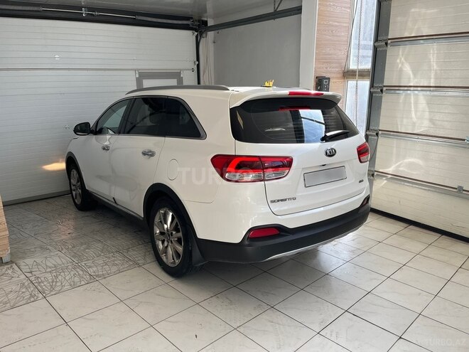 Kia Sorento-2