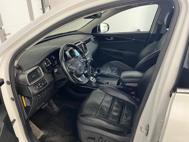 Kia Sorento-22