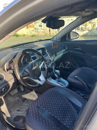 Chevrolet Cruze-5