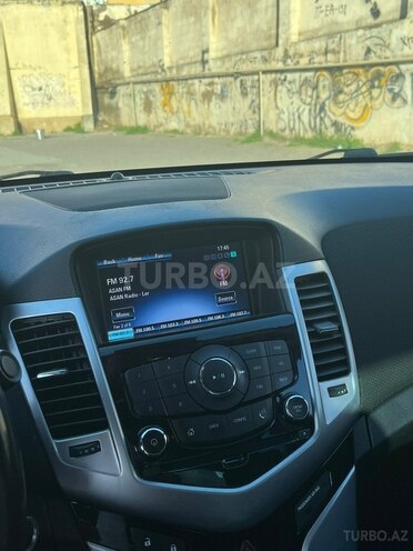 Chevrolet Cruze-10
