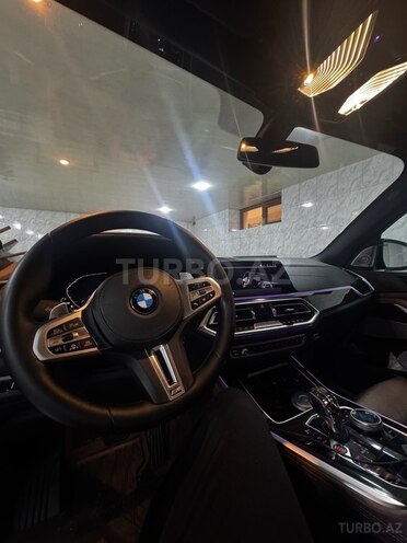 BMW X5-8