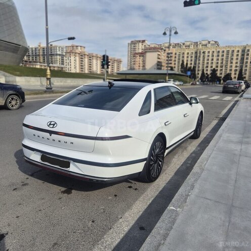 Hyundai Grandeur-9