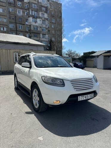 Hyundai Santa Fe-3
