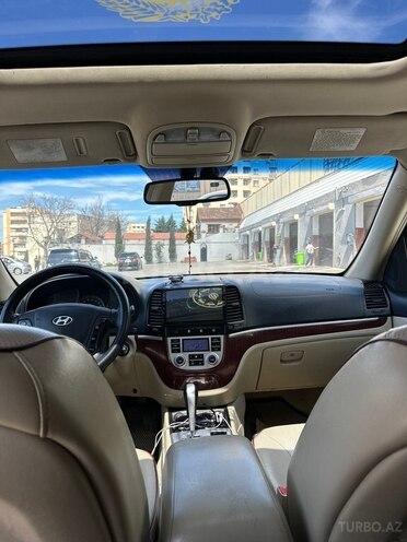 Hyundai Santa Fe-9
