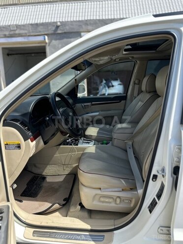 Hyundai Santa Fe-10