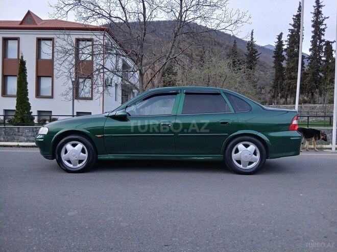 Opel Vectra-5