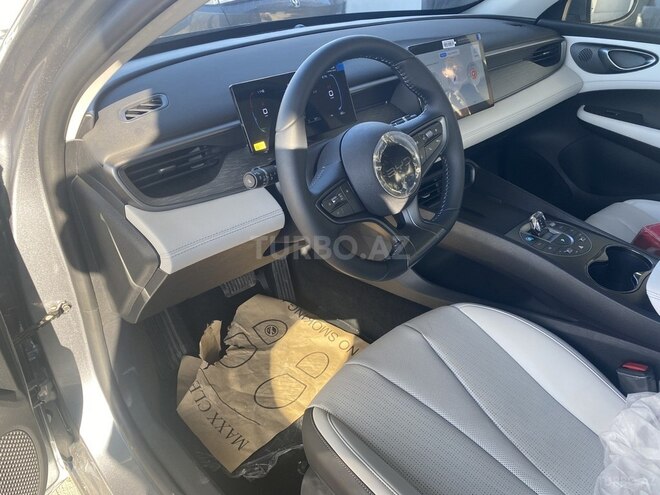 BYD Seal 05-12