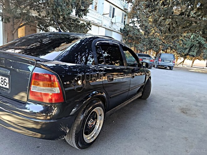 Opel Astra-4