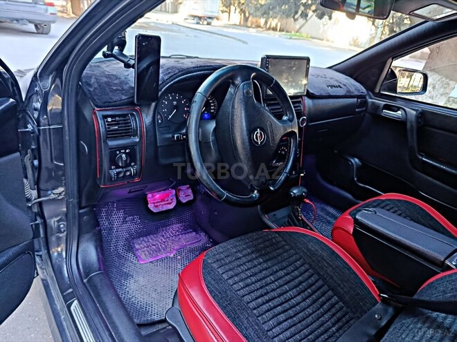 Opel Astra-7
