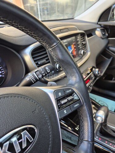 Kia Sorento-14