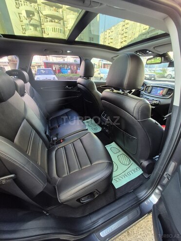 Kia Sorento-15