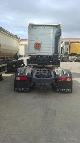 Renault Magnum-8