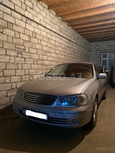 Nissan Sunny-3