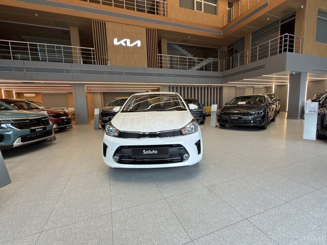 Kia Soluto-3