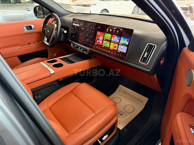 Li Auto L9-10