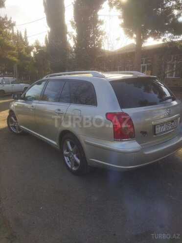 Toyota Avensis-5