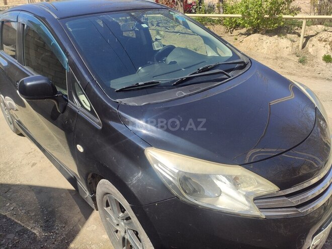 Nissan Note-7
