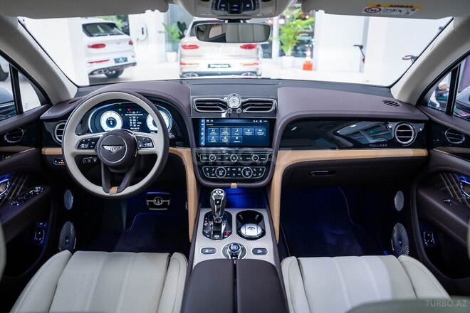 Bentley Bentayga-9