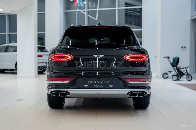 Bentley Bentayga-7