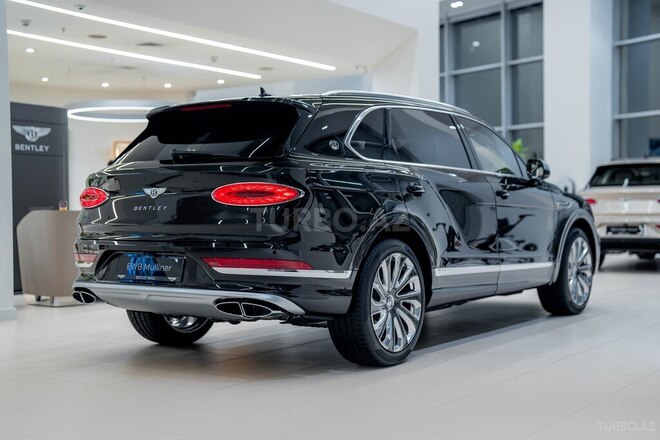 Bentley Bentayga-8