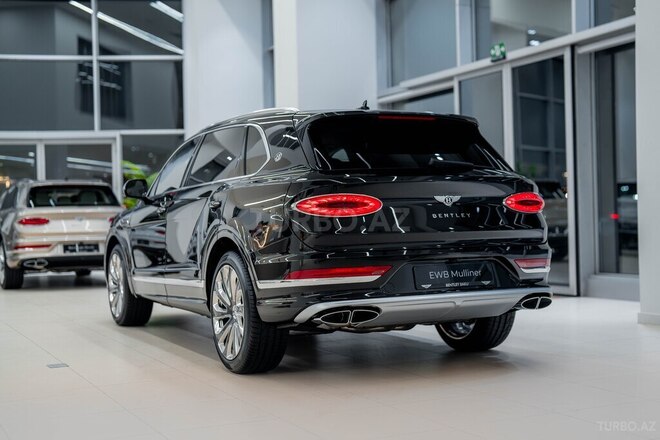 Bentley Bentayga-6