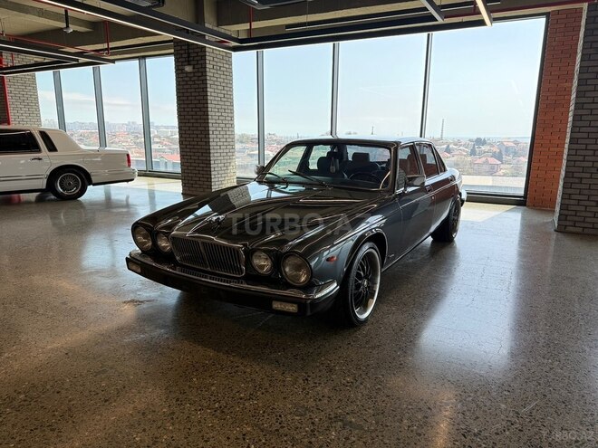 Jaguar  1985, 89,645 km - 5.3 l - Bakı