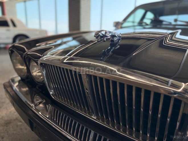 Jaguar  1985, 89,645 km - 5.3 l - Bakı