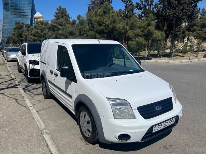Ford Transit Connect-5