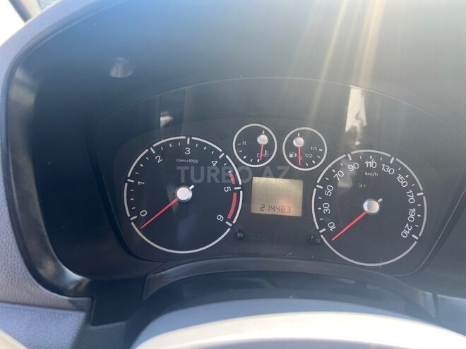 Ford Transit Connect-7