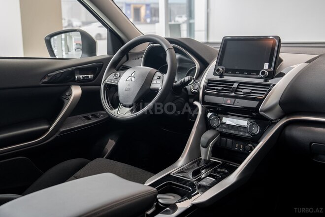 Mitsubishi Eclipse Cross-9