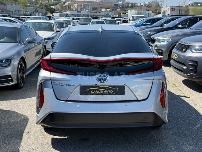 Toyota Prius Prime 2016, 94,000 km - 1.8 л - Bakı