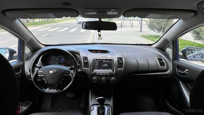 Kia Forte-14
