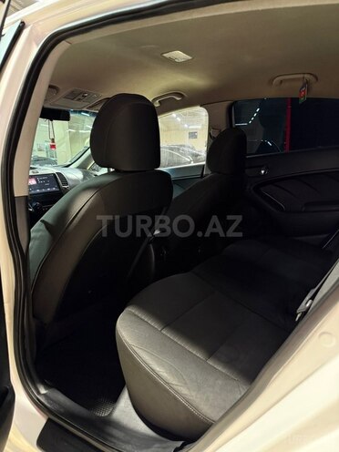 Kia Cerato-16